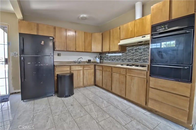 2120 Elm