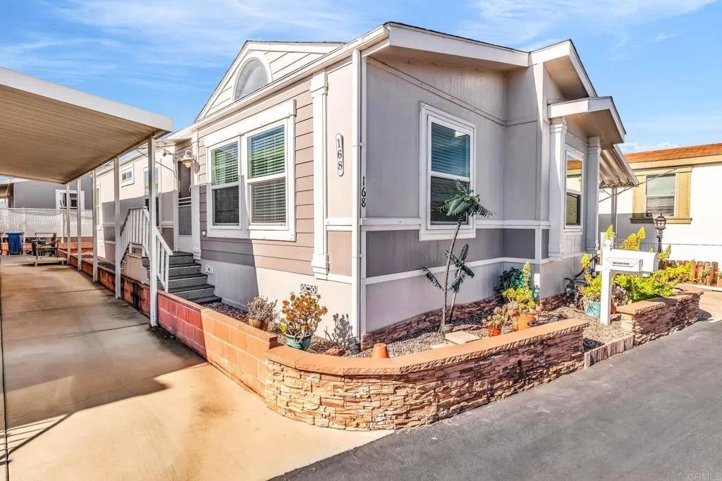 Photo of 168 Roadrunner Ln, Oceanside, CA 92057 (MLS # NDP2600739)