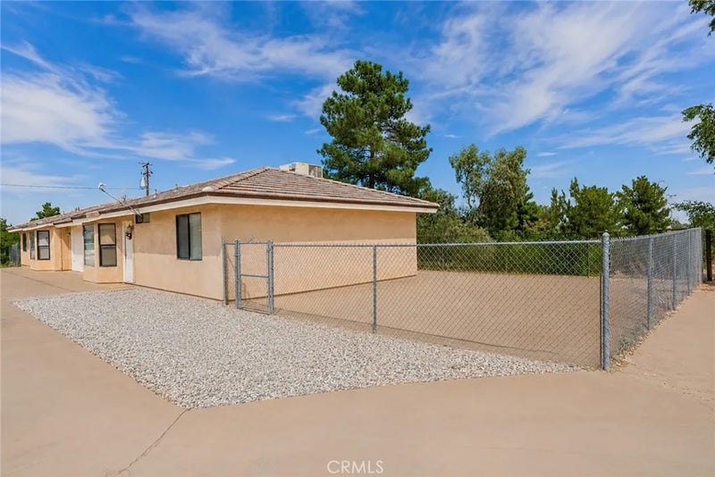 11461 Oasis