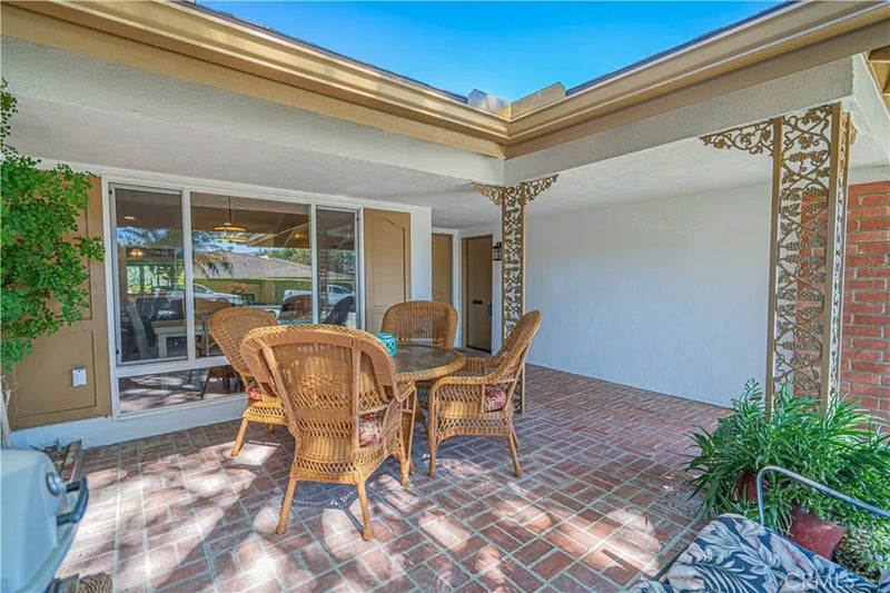 26811 Oak Branch Circle