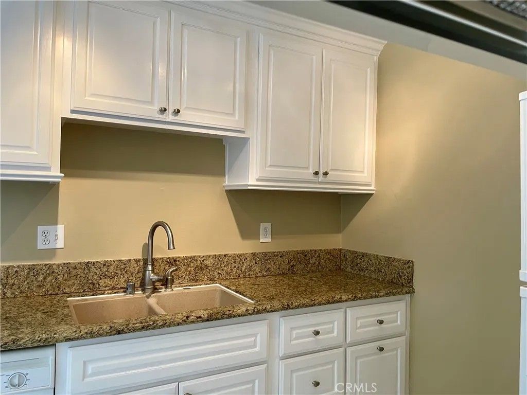 Photo of 1000 W Macarthur Boulevard #87, Santa Ana, CA 92707 (MLS # OC26072030)