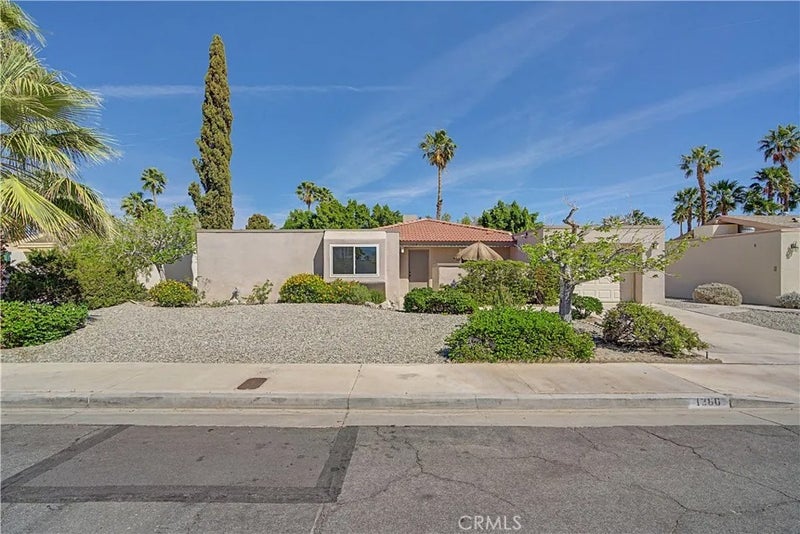 1360 E Gem Circle