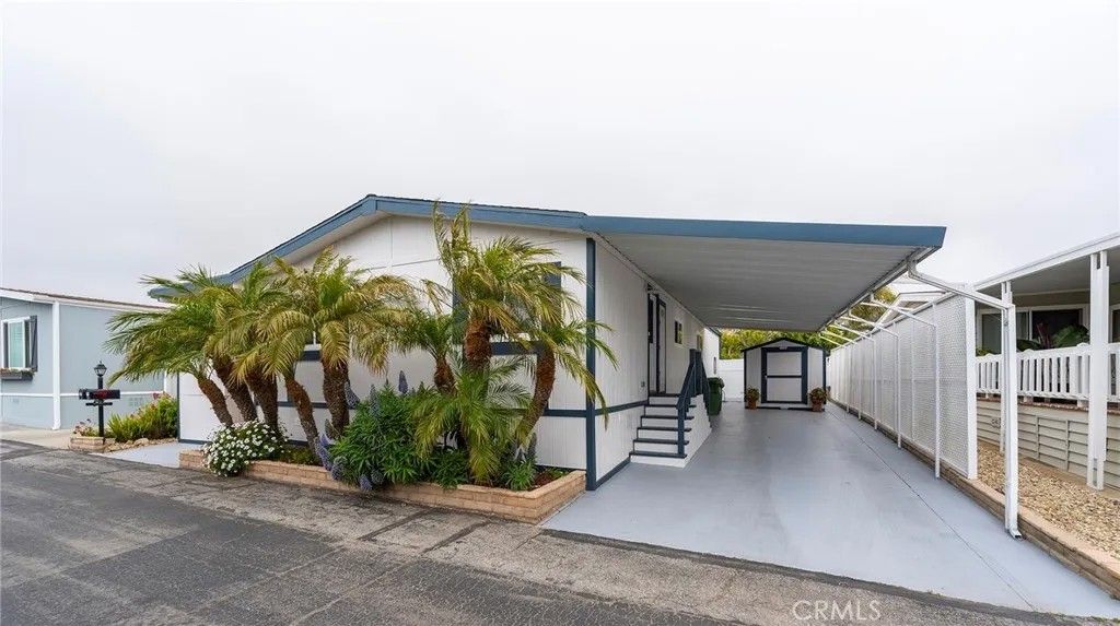 Photo of 2275 W 25th St #198, San Pedro, CA 90732 (MLS # SB26077719)