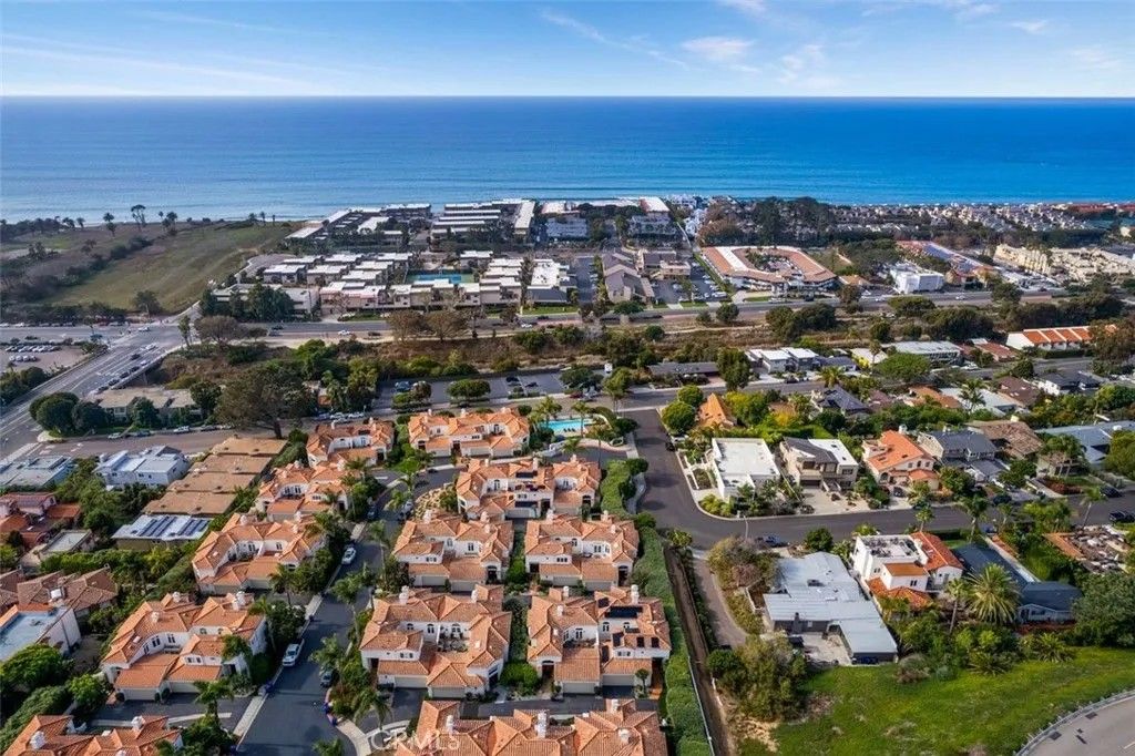 Photo of 876 Cofair Court, Solana Beach, CA 92075 (MLS # SW25219872)