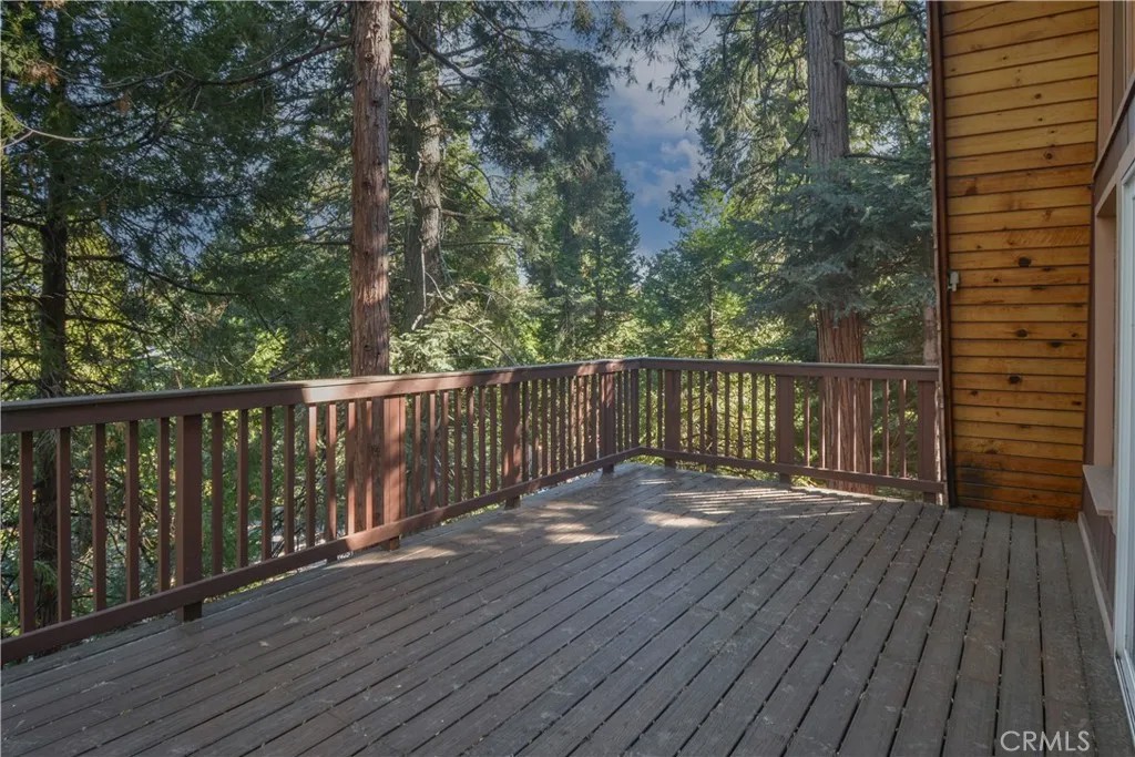 453 Oriole Drive
