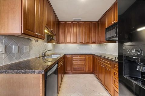 Tiny photo for 2999 E Ocean Boulevard #1730, Long Beach, CA 90803 (MLS # PW25245841)