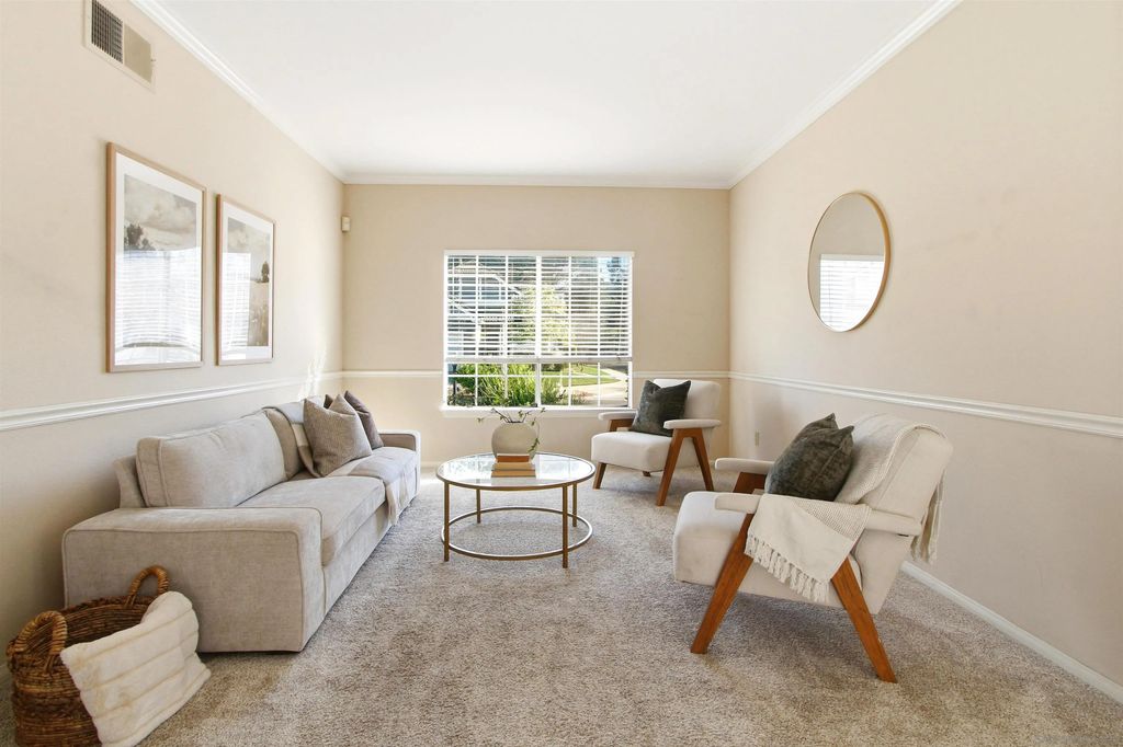 Photo of 988 Rose Arbor Dr, San Marcos, CA 92078 (MLS # 260002761)