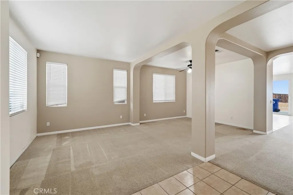 11794 Forest Park