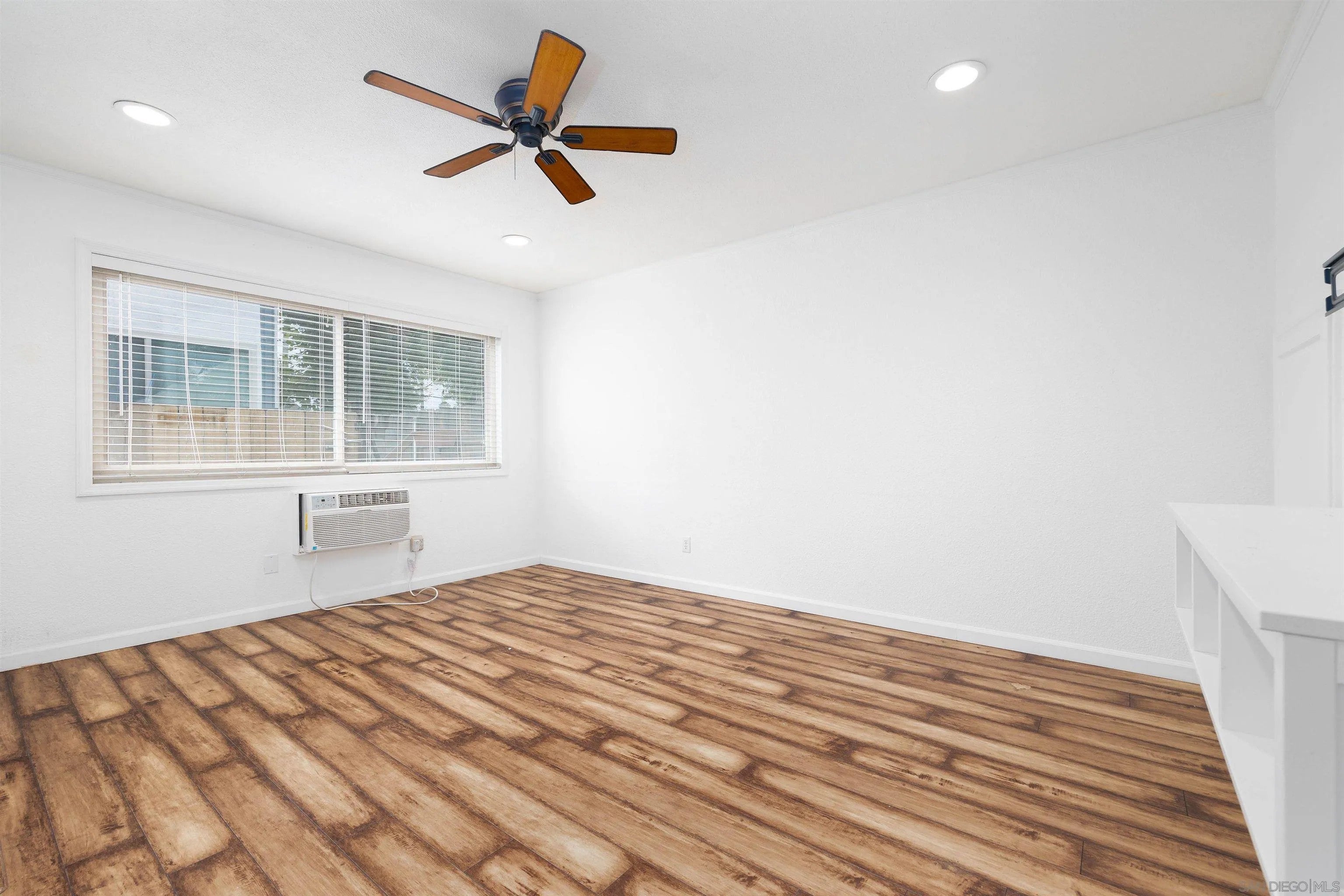8138 Winter Gardens Blvd Unit 11