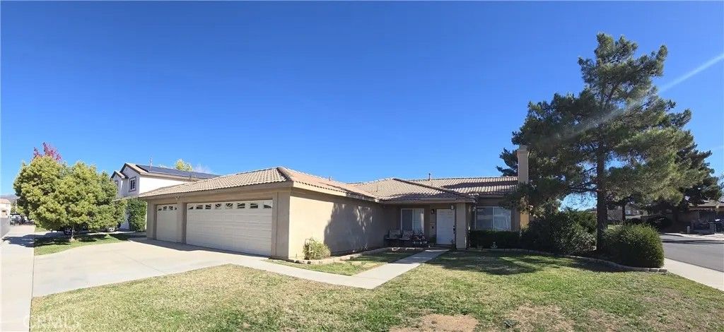 Photo of 1630 Mesquite, Beaumont, CA 92223 (MLS # IG25274148)