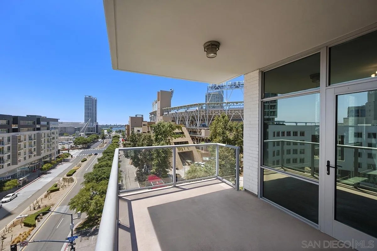 206 Park Blvd 704