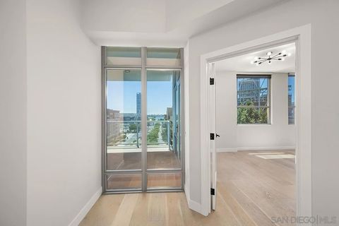 Tiny photo for 206 Park Blvd #704, San Diego, CA 92101 (MLS # 250036674)