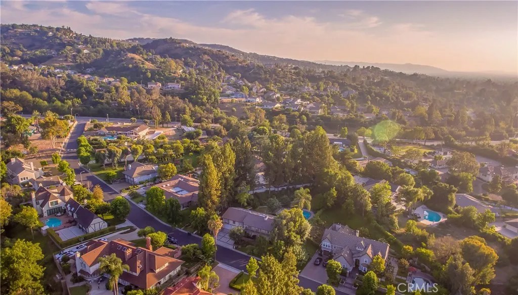 737 Quail Valley Lane