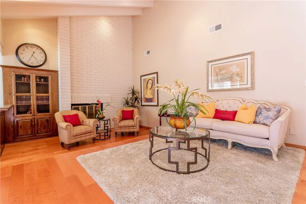 737 Quail Valley Lane
