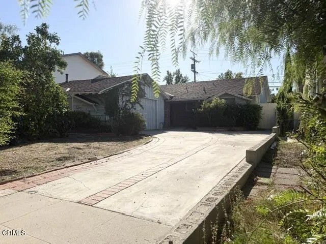 5213 Don Pio Drive