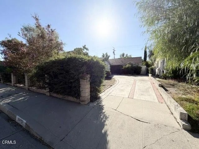 5213 Don Pio Drive
