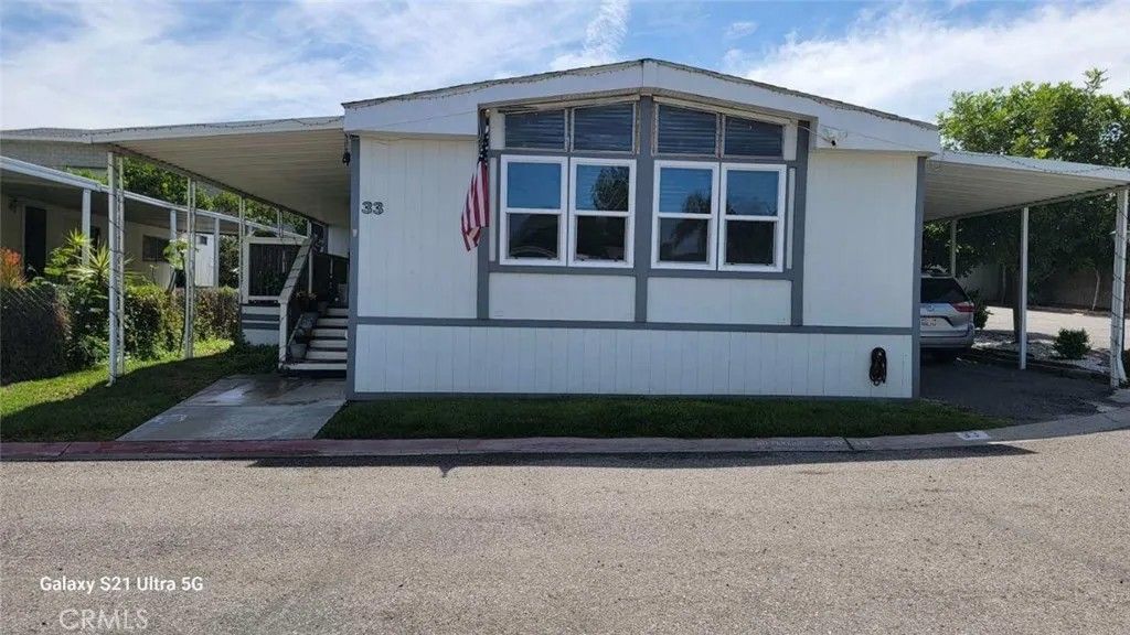 Photo of 2851 S La Cadena Dr #33, Colton, CA 92324 (MLS # IV26088089)