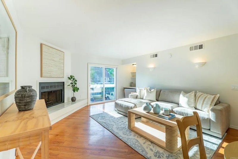 3767 Balboa Ter C