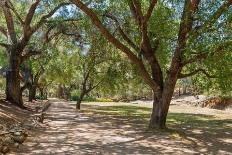 Photo of 15426 Vali Hai Rd, Poway, CA 92064 (MLS # NDP2603642)