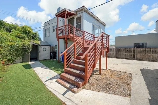 2149 W 80th