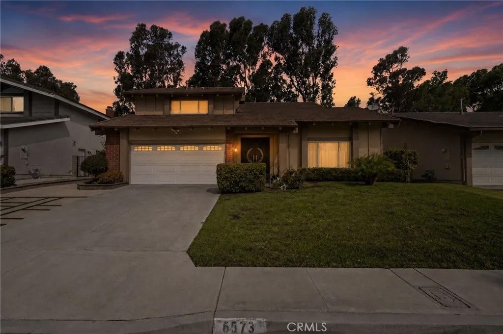 6573 E North View Drive