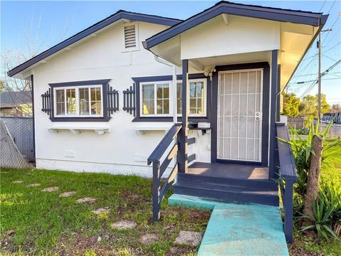 Photo of 2415 Fort Wayne St, Oroville, CA 95966 (MLS # SN26035009)