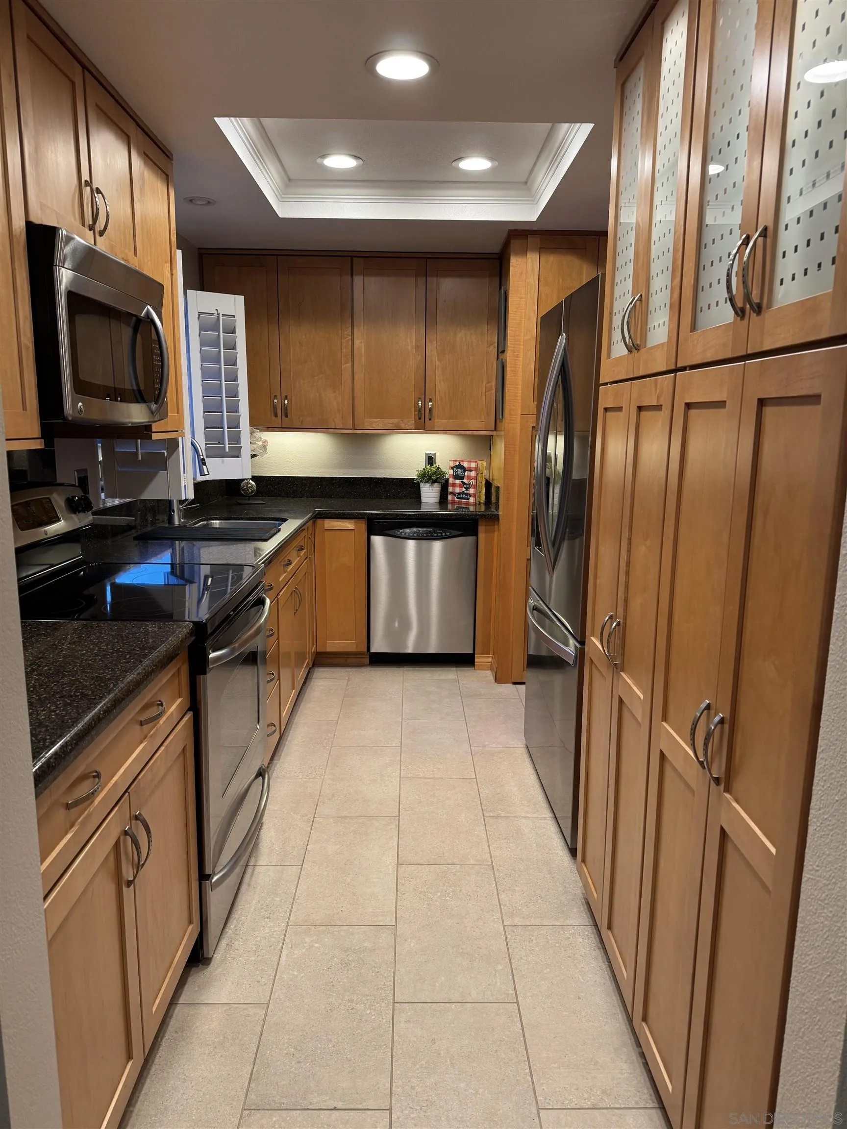 3684 Avocado Village 20