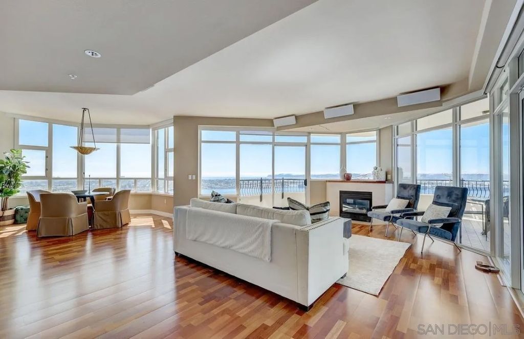 Photo of 700 W Harbor Dr #2902, San Diego, CA 92101 (MLS # 260004979)