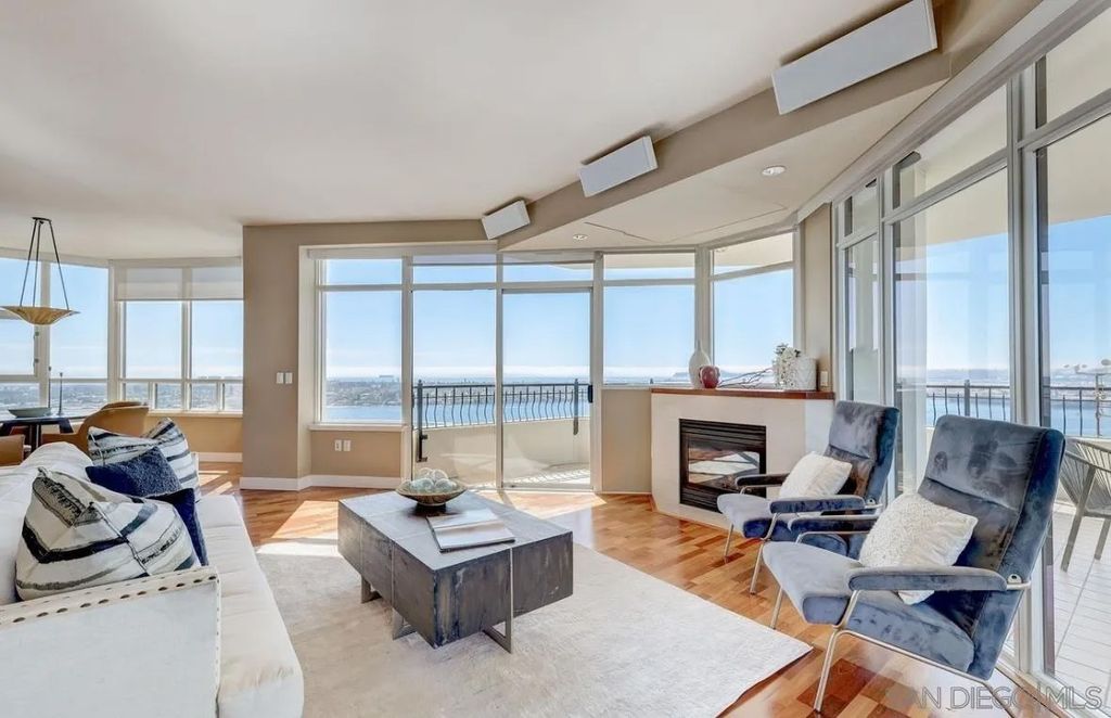 Photo of 700 W Harbor Dr #2902, San Diego, CA 92101 (MLS # 260004979)