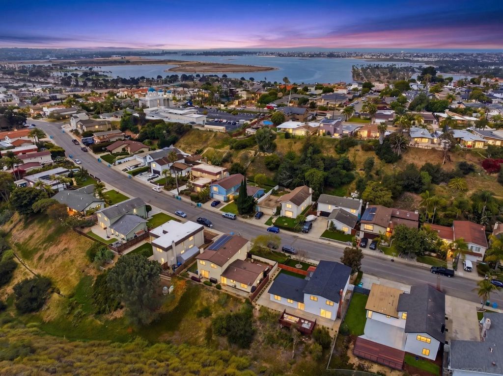 Photo of 3131 Erie St, San Diego, CA 92117 (MLS # 260009099)