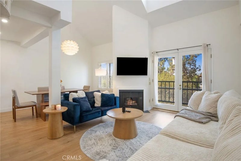 13220 Valleyheart Drive 305