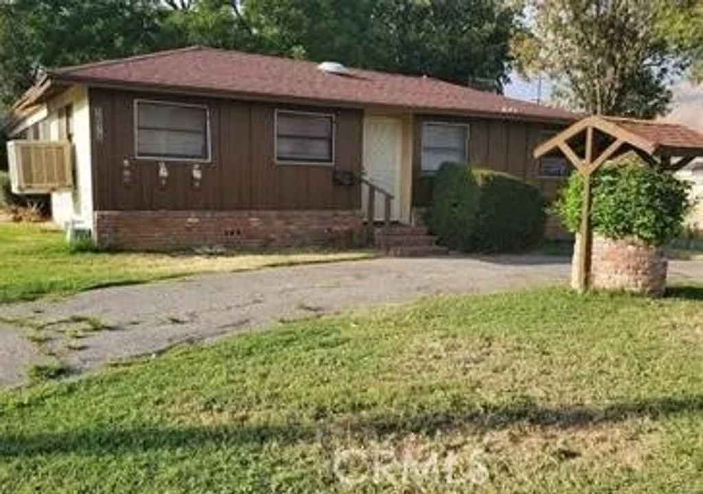 Photo of 1578 Pumalo St, San Bernardino, CA 92404 (MLS # PW25266092)