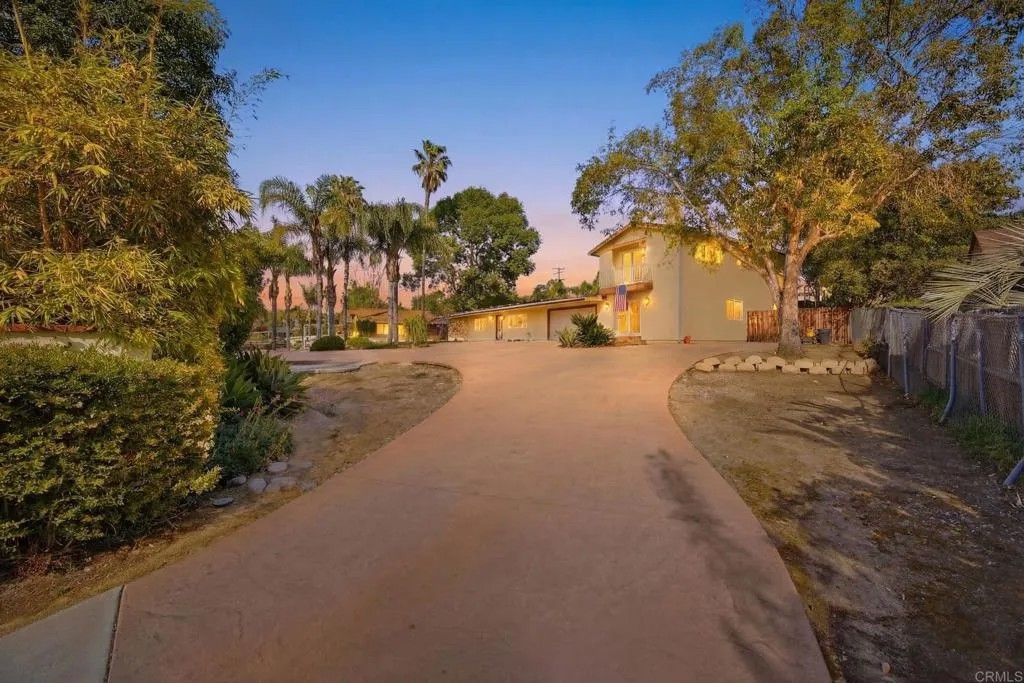 Photo of 1940 Alta Vista Drive, Vista, CA 92084 (MLS # NDP2602085)