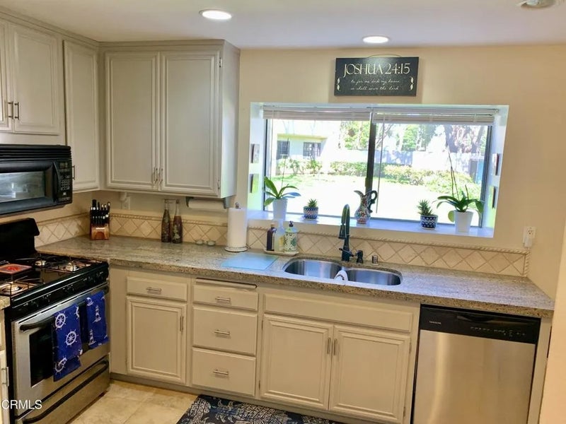 754 Island View Circle
