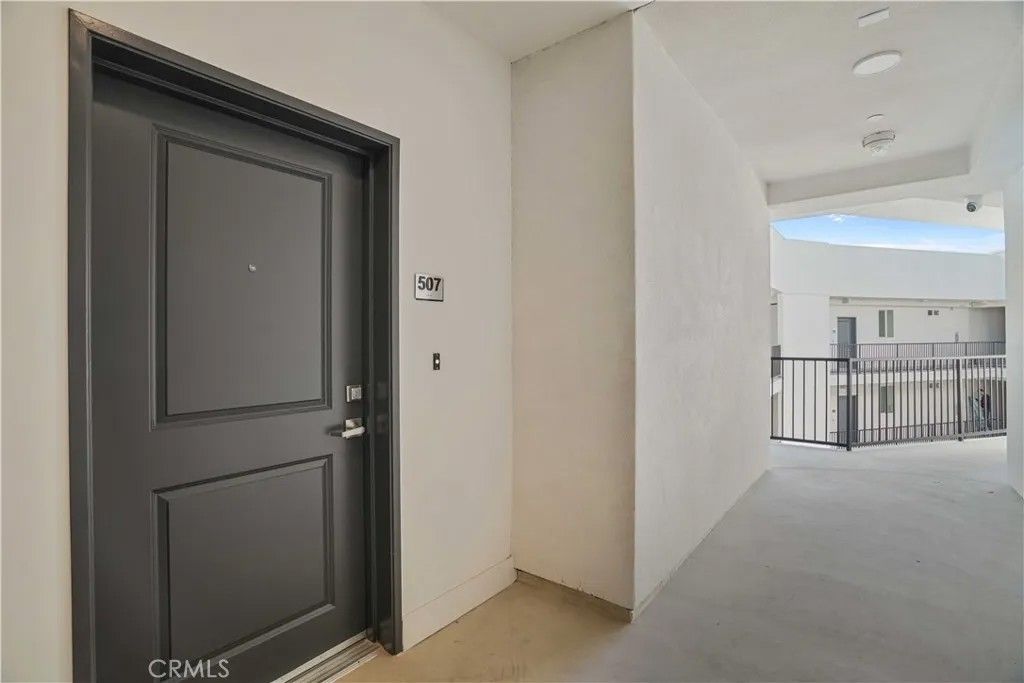 Photo of 8750 Sepulveda Boulevard #304, North Hills, CA 91343 (MLS # SR26071656)