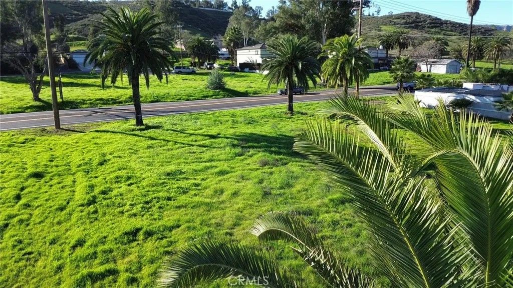 Photo of 0 Shrier, Lake Elsinore, CA 92530 (MLS # SW26008808)