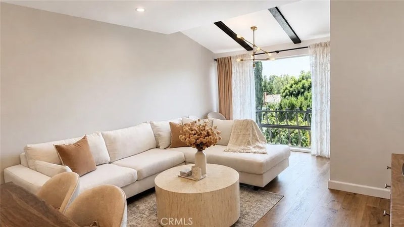 12720 Burbank