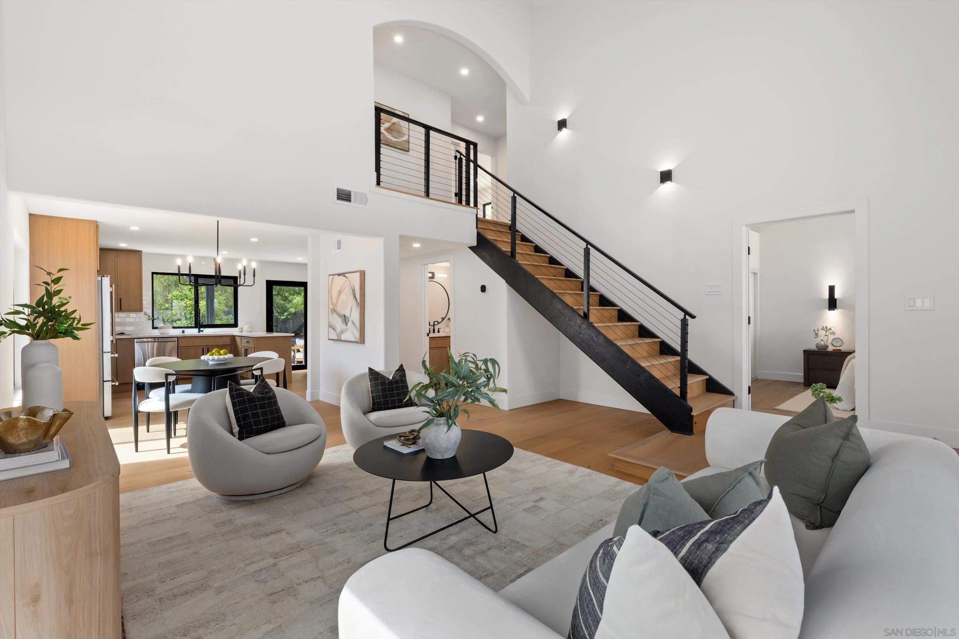 6615 Tuxedo Rd