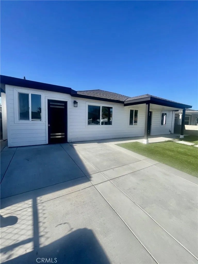 361 E 224th