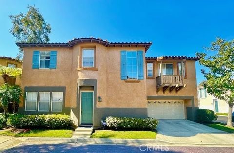 Photo of 11334 W San Raphael Driveway, San Diego, CA 92130 (MLS # ND26050142)