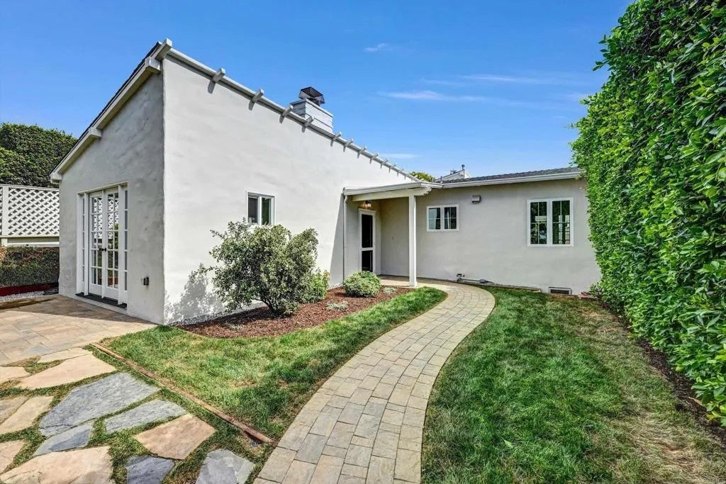 Photo of 325 13Th Street, Del Mar, CA 92014 (MLS # NDP2608392)