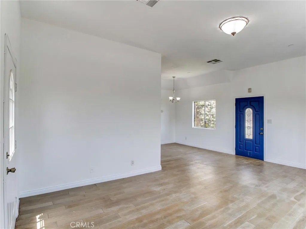 3207 Kenneth Drive