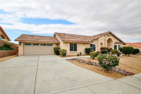 Photo of 7772 Grand Avenue, Yucca Valley, CA 92284 (MLS # JT26060529)