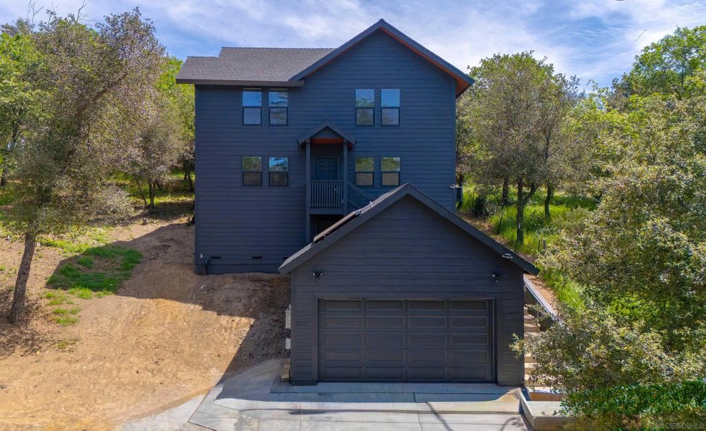 Photo of 2207 sleepy Hollow, Julian, CA 92036 (MLS # 260007929)