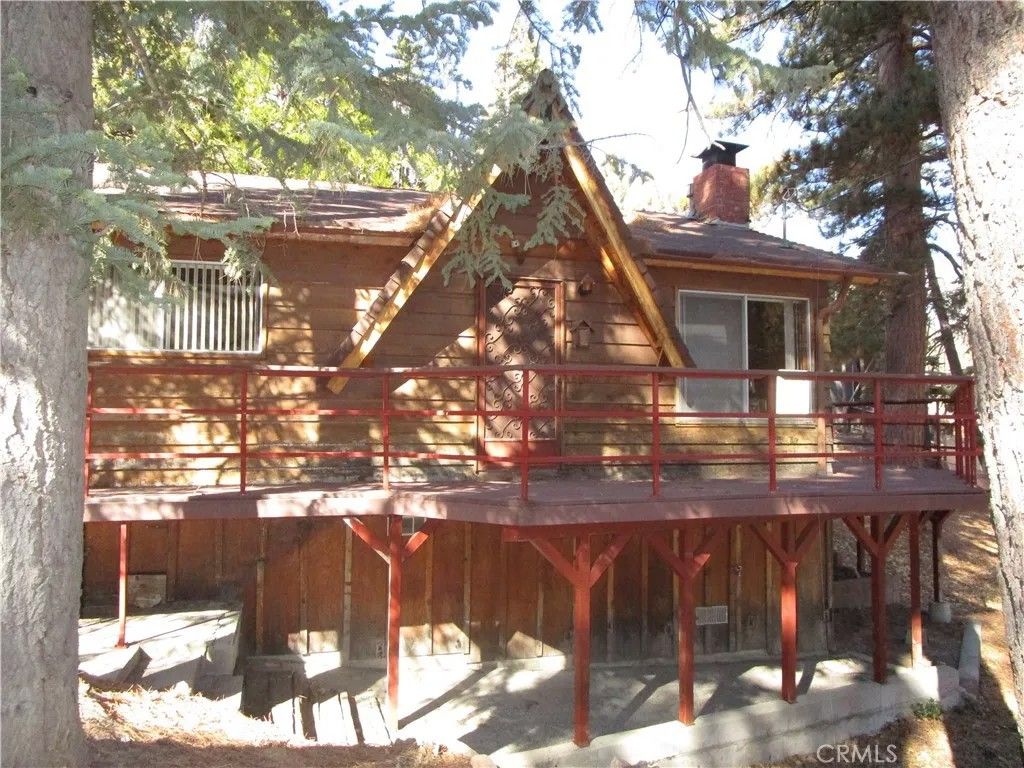 Photo of 2440 Spruce Drive, Arrowbear, CA 92382 (MLS # PW26077325)