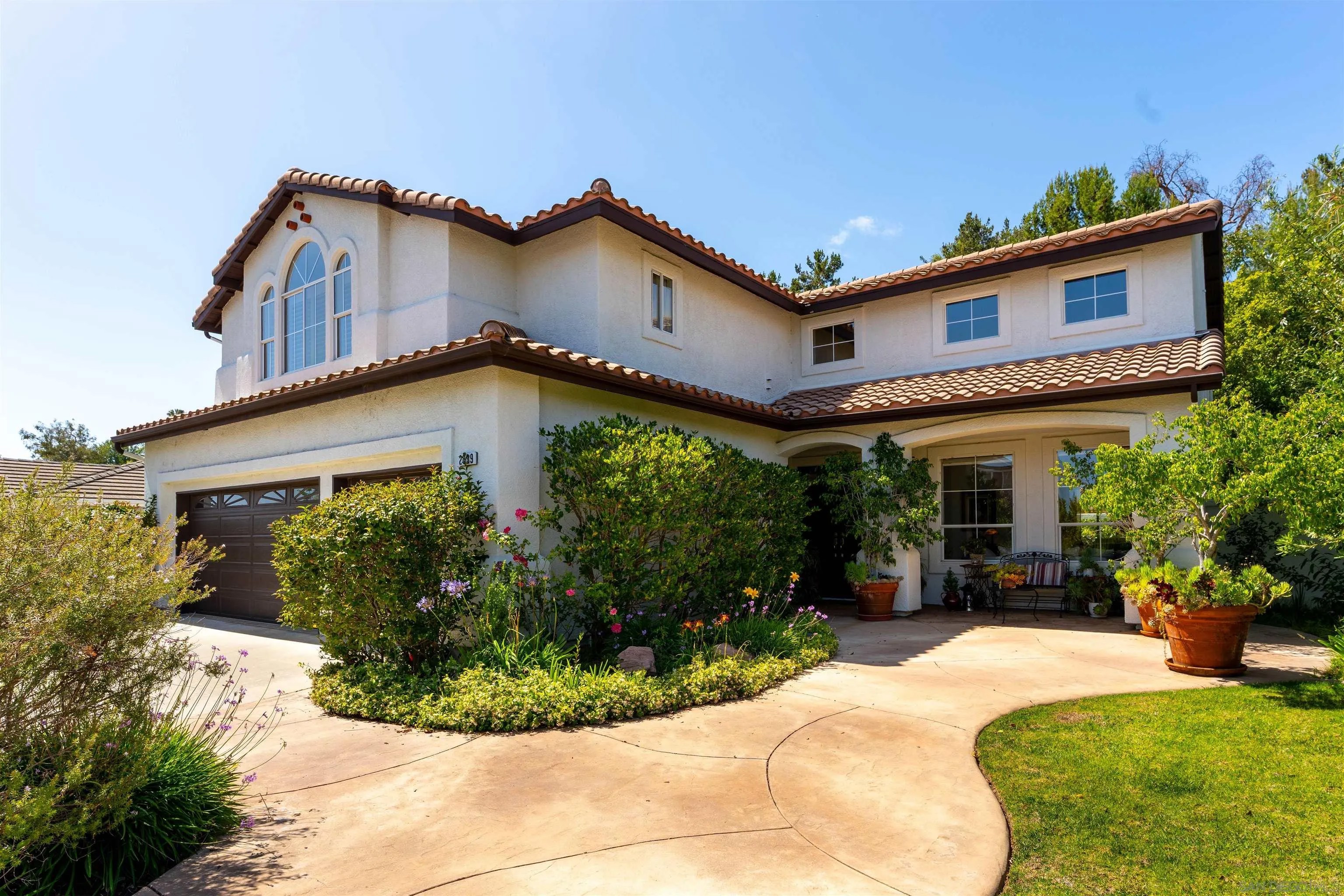 2039 Alborada Dr