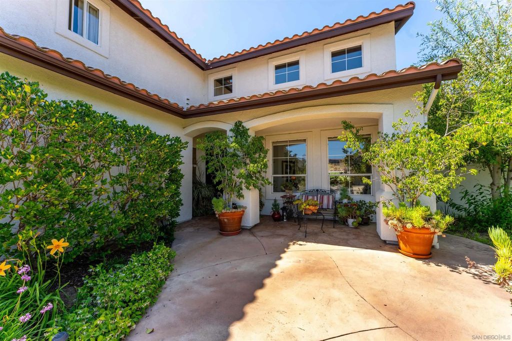 Photo of 2039 Alborada Dr, Camarillo, CA 93010 (MLS # 260010237)