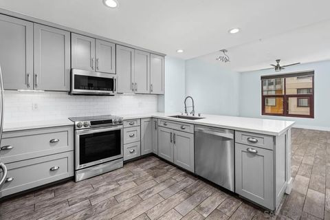 1150 J St 415 San Diego CA 92101