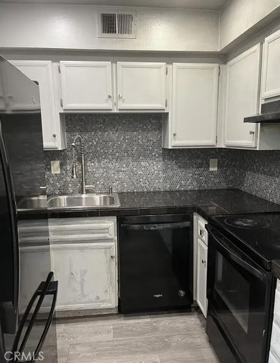 1371 Sunflower South