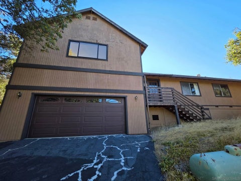 Photo of 2843 Heliotrope Drive, Julian, CA 92036 (MLS # 260024804)